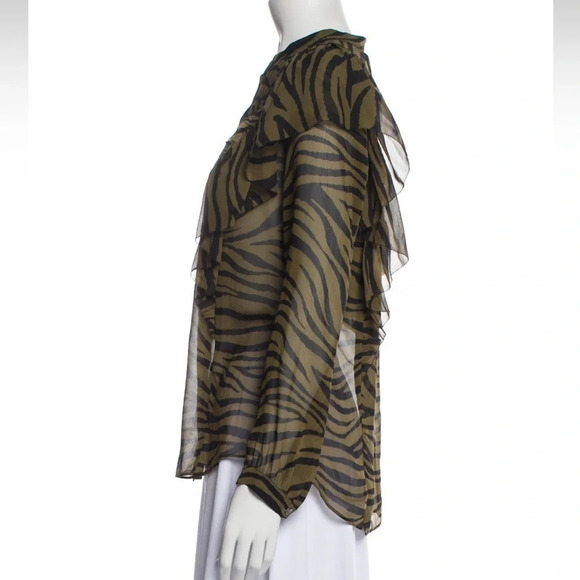 VERONICA BEARD - CAMILLA SILK ZEBRA TOP IN OLIVE - SIZE 8 - Picture 10 of 16
